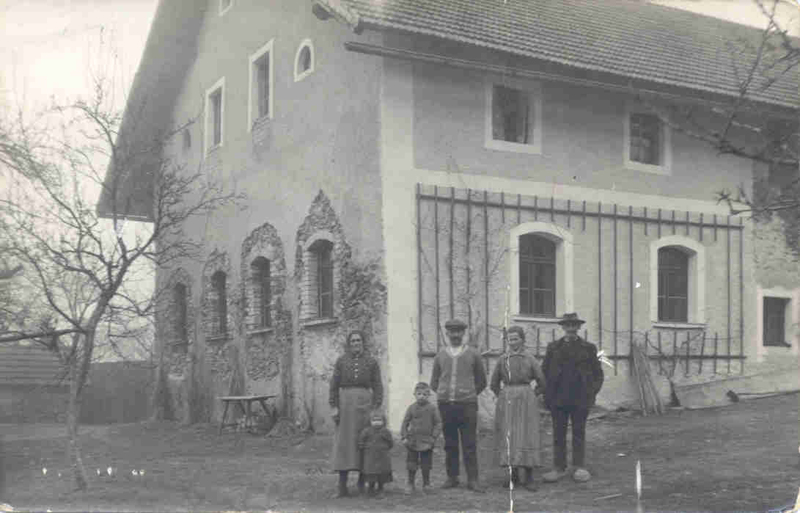 Hausnummer 2 in Bonholz (Katzbach)